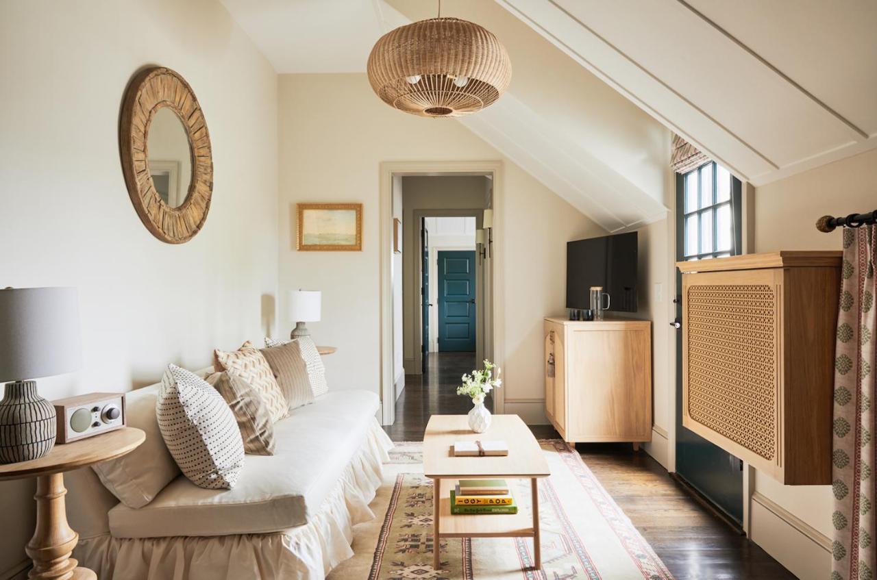 Faraway Nantucket Hotel Buitenkant foto